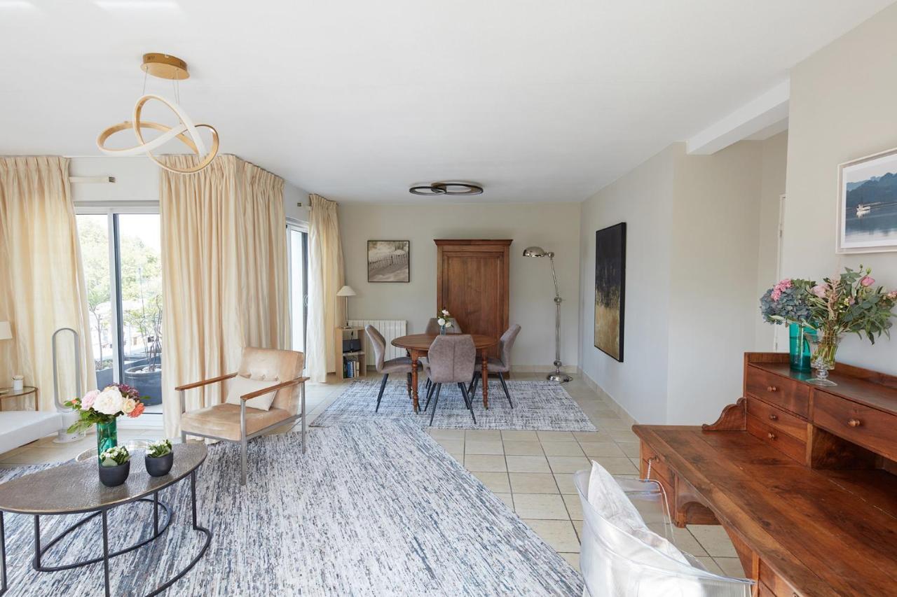 Un Appartement Penthouse D'Exception Sur Le Port De Vannes Exterior photo